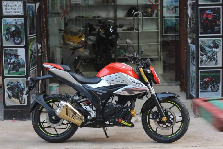 Suzuki Gixxer