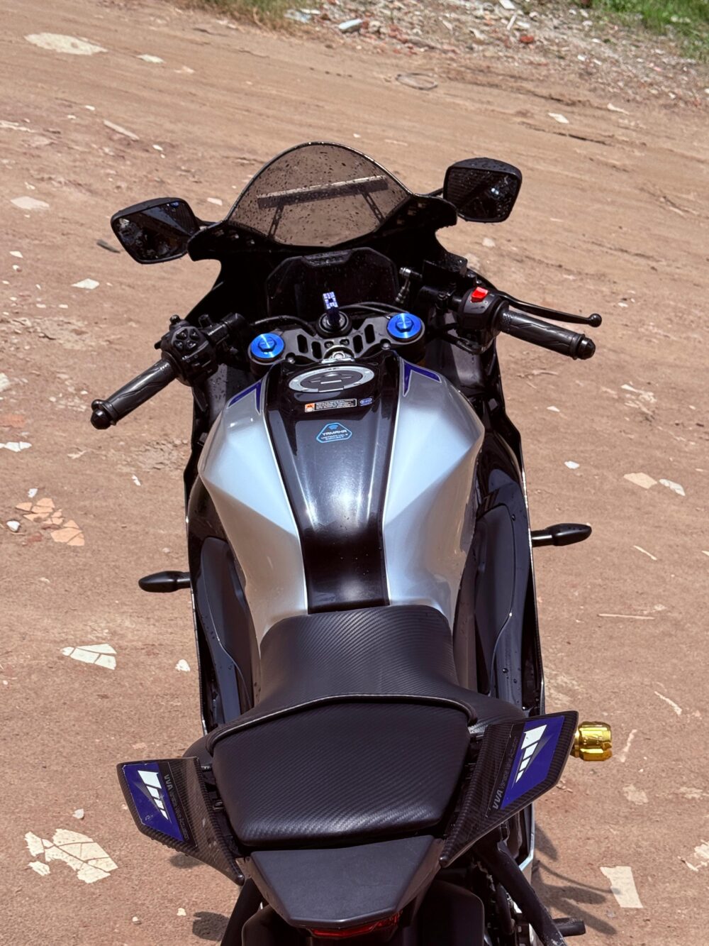 Yamaha R15-M Icon Performance Carbon Fiber 2025 Model - Image 7