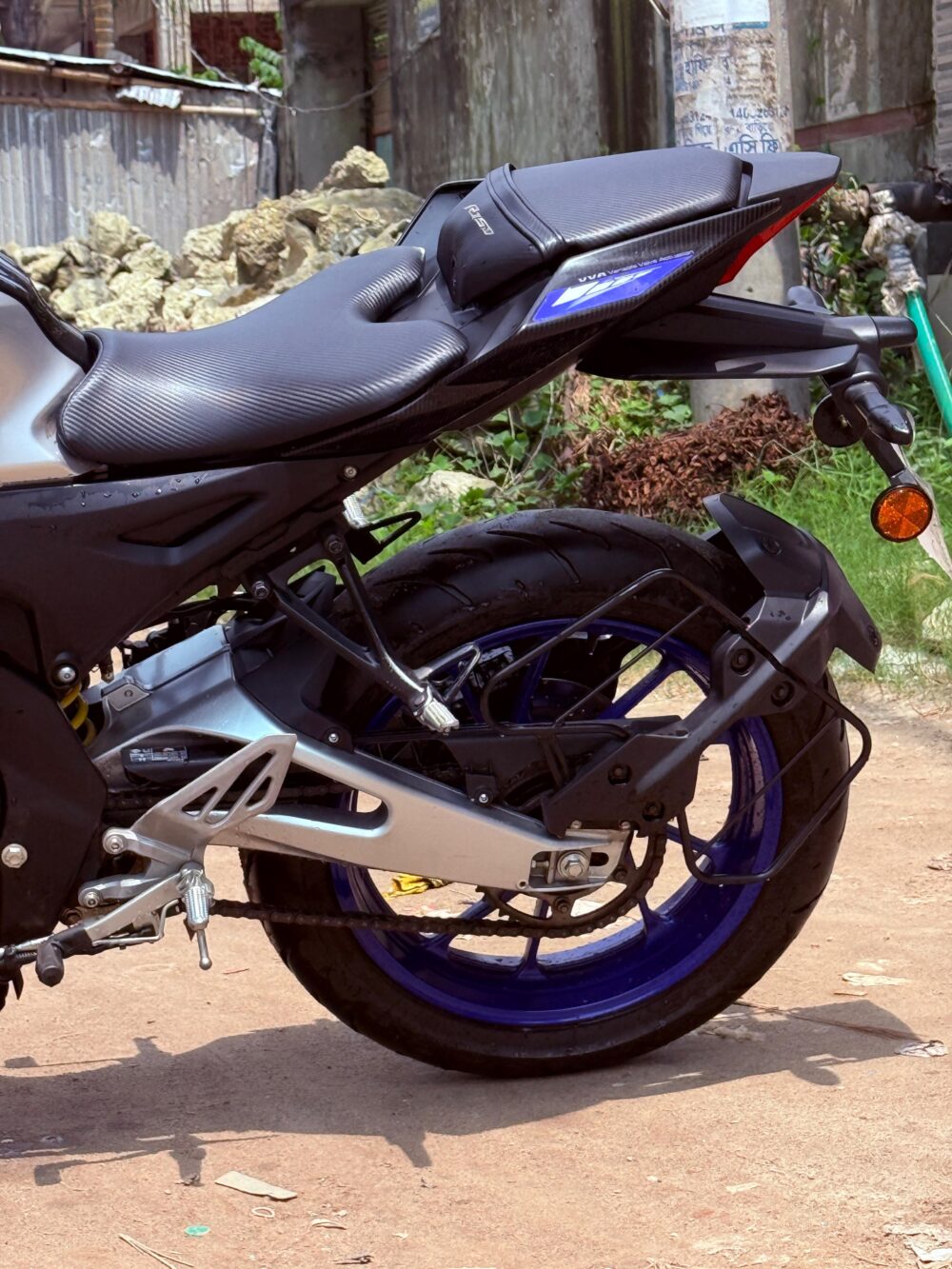 Yamaha R15-M Icon Performance Carbon Fiber 2025 Model - Image 5