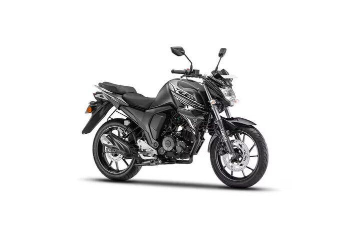 Yamaha FZS V2 Dark Knight 2350KM